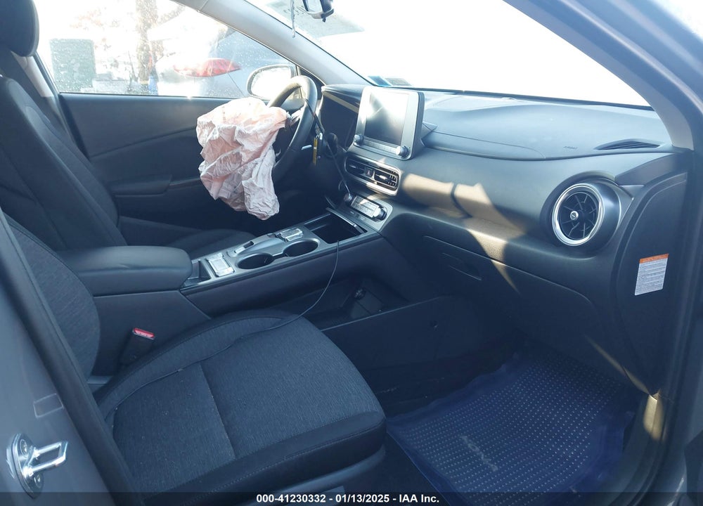 2022 HYUNDAI KONA ELECTRIC SEL VIN: KM8K33AG1NU143984