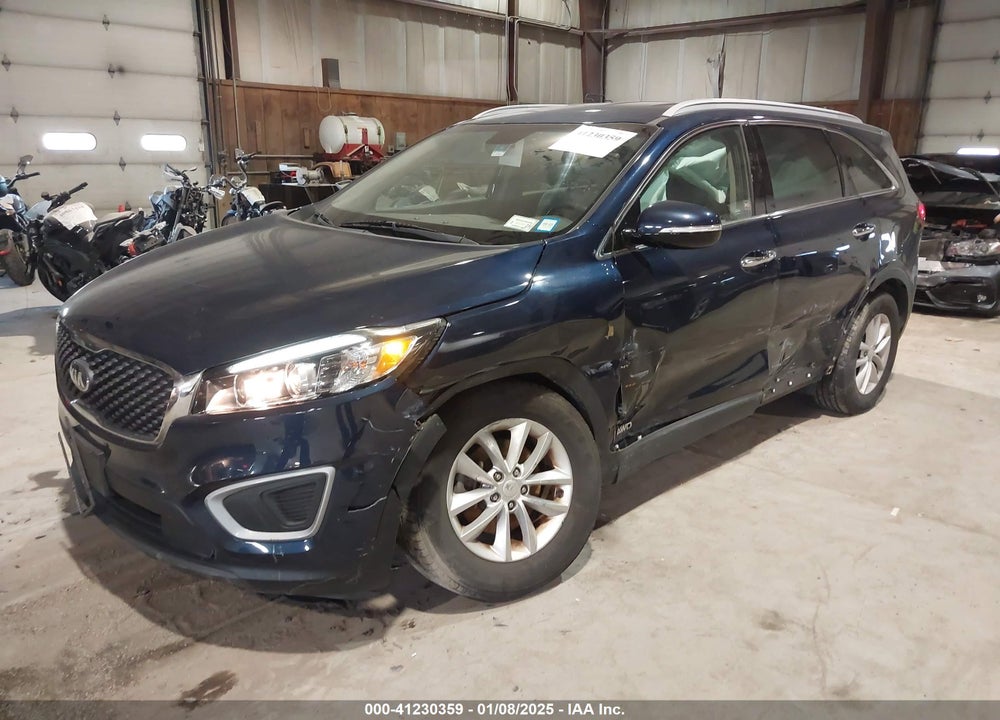 2018 KIA SORENTO 2.4L LX VIN: 5XYPGDA39JG416411