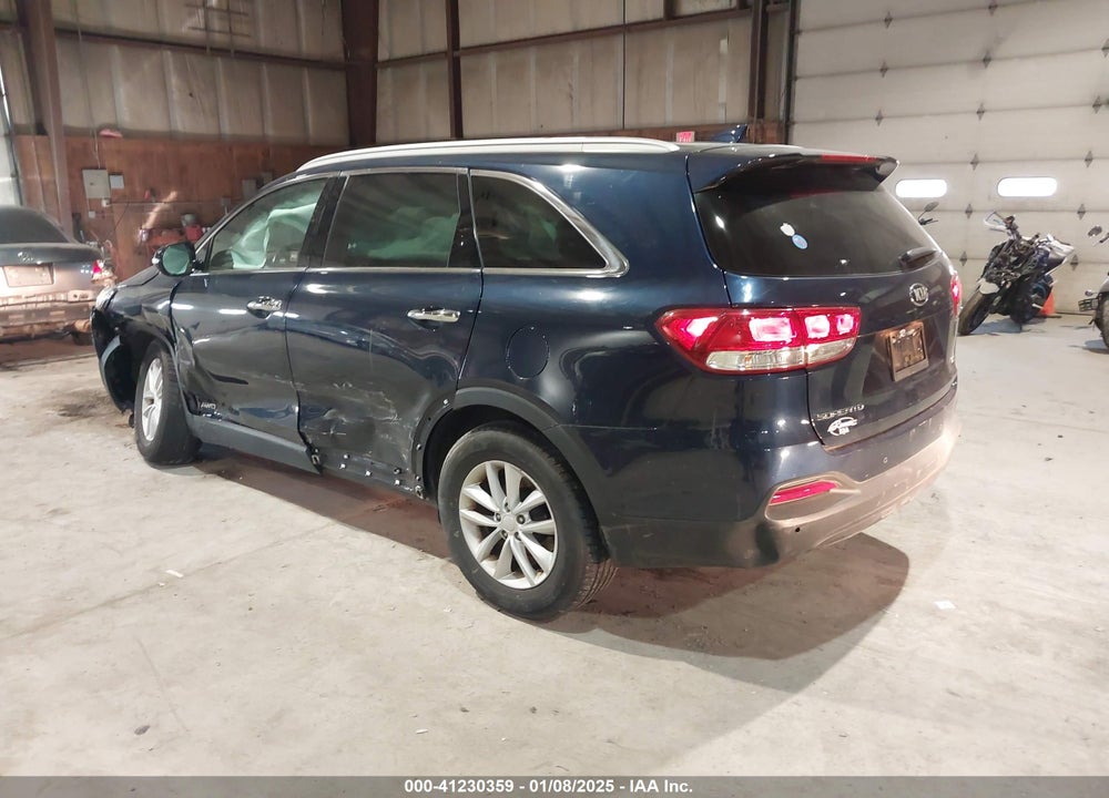 2018 KIA SORENTO 2.4L LX VIN: 5XYPGDA39JG416411