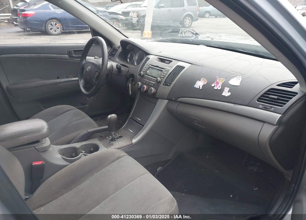 2010 HYUNDAI SONATA VIN: 5NPET4AC5AH599043