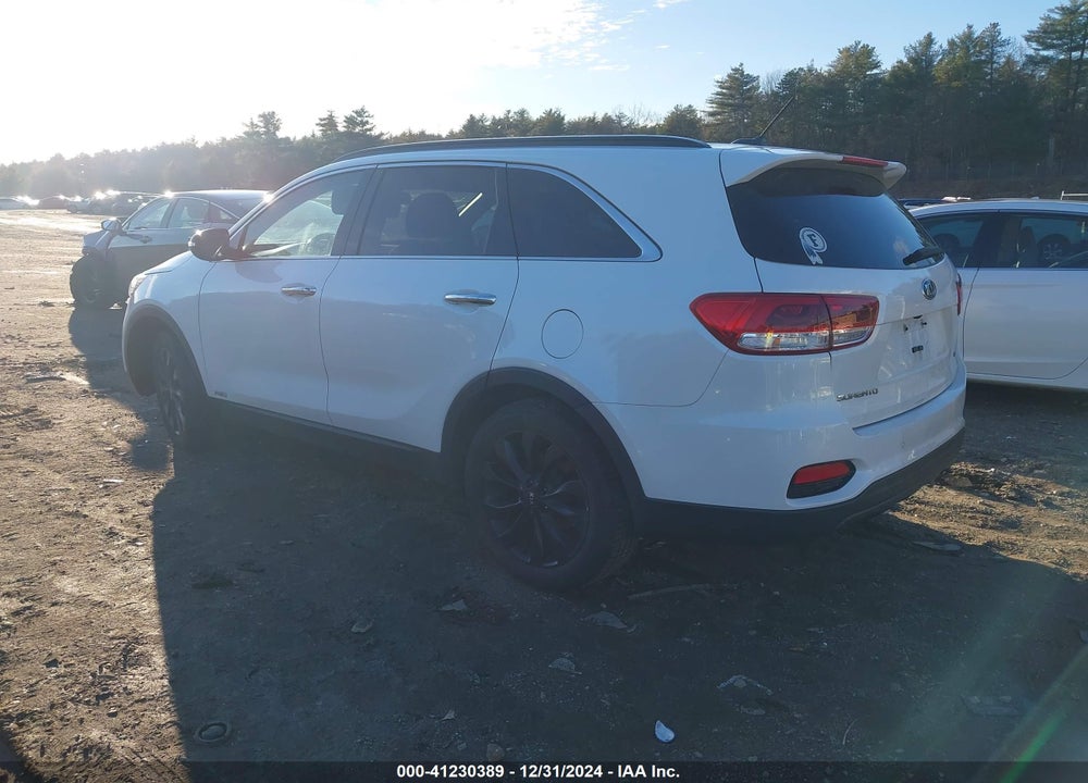 2019 KIA SORENTO 3.3L S VIN: 5XYPGDA55KG593007