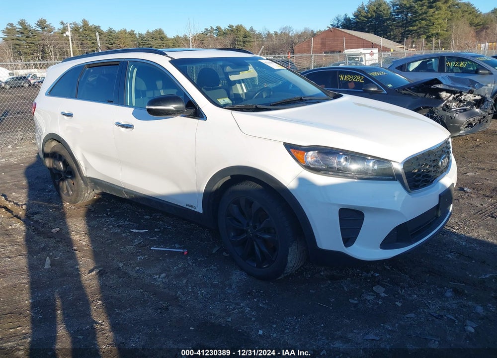 2019 KIA SORENTO 3.3L S VIN: 5XYPGDA55KG593007