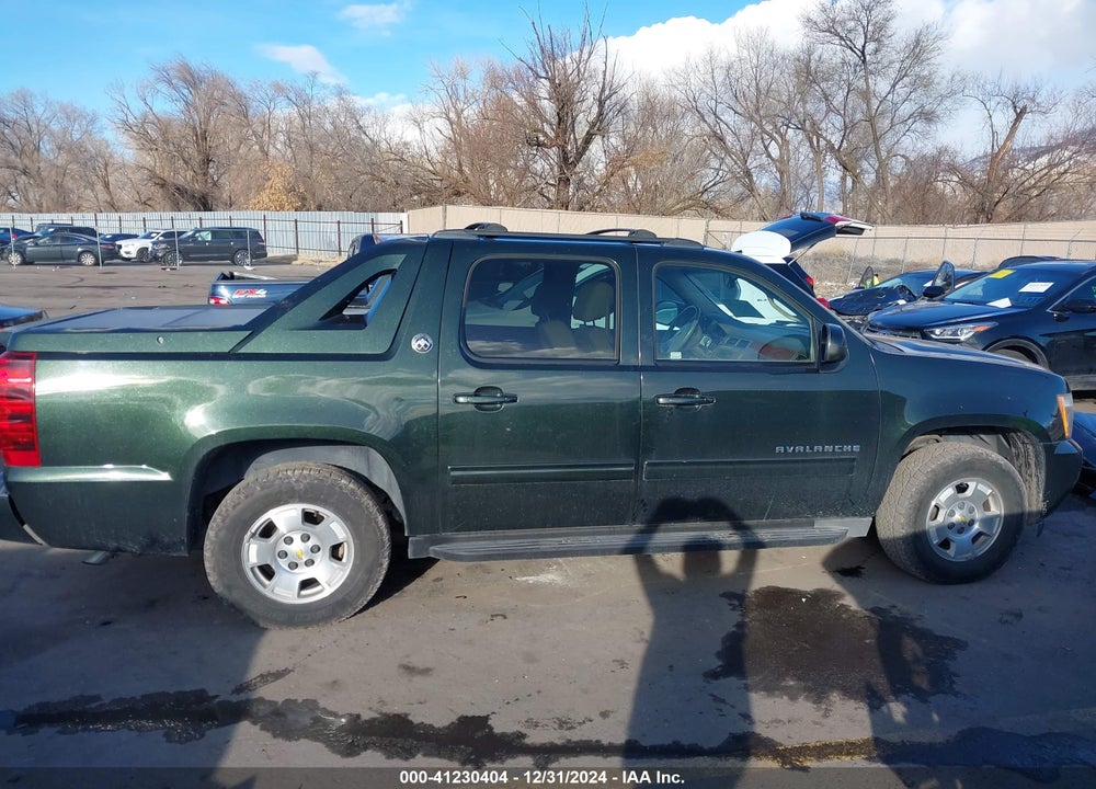 2013 CHEVROLET AVALANCHE VIN: 3GNMCEE02DG321870