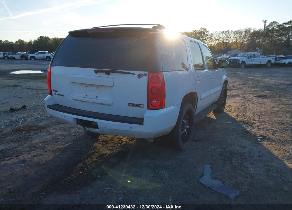 2007 GMC YUKON SLT VIN: 1GKFC13017J344822