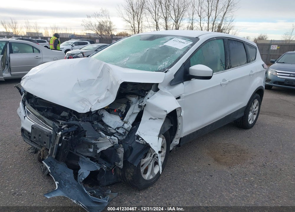2017 FORD ESCAPE SE VIN: 1FMCU9G9XHUA95421