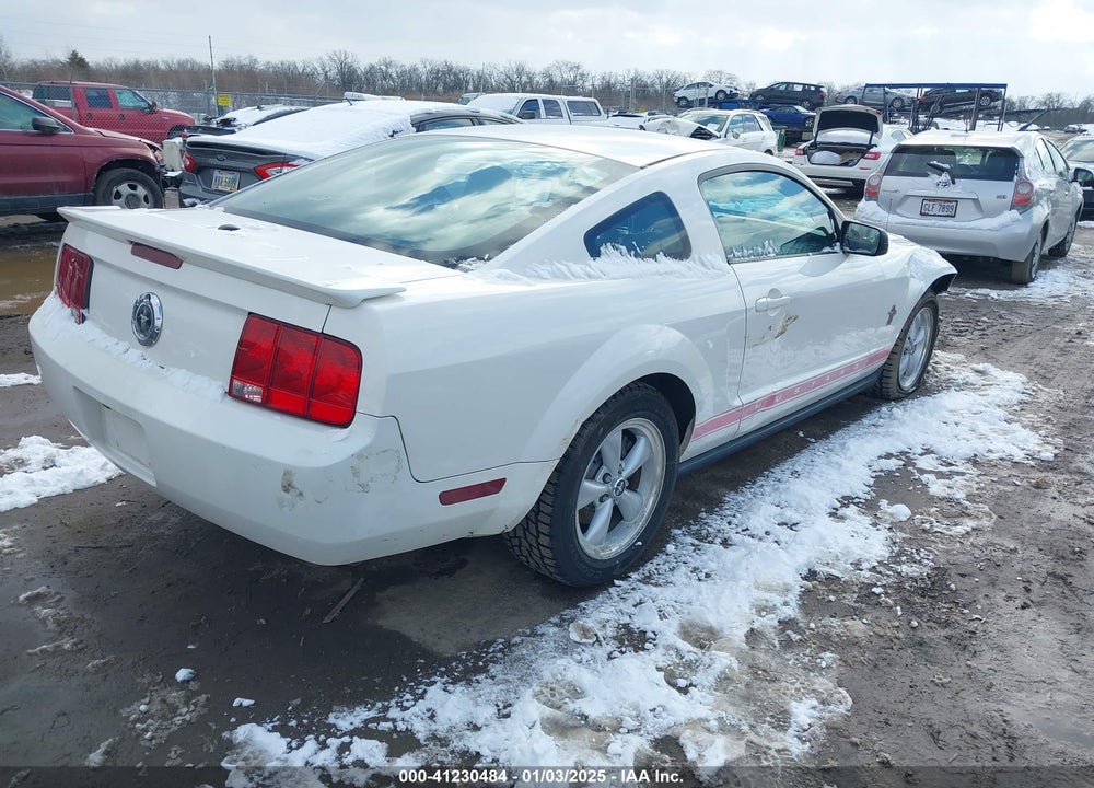 2008 FORD MUSTANG V6 DELUXE/V6 PREMIUM VIN: 1ZVHT80N585144739