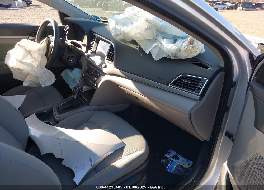 2017 HYUNDAI ELANTRA SE VIN: KMHD84LF8HU428271