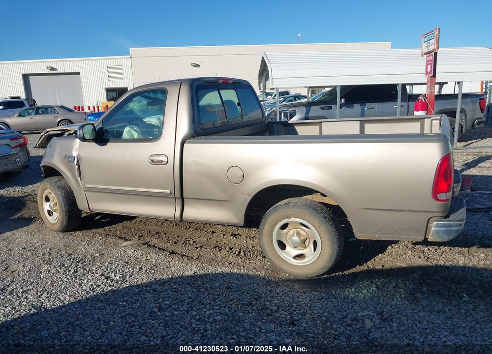 2002 FORD F-150 XL/XLT VIN: 1FTRF17W02NB01695