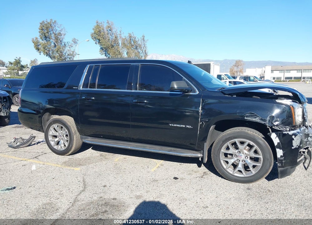 2018 GMC YUKON XL SLT VIN: 1GKS1GKC8JR300246