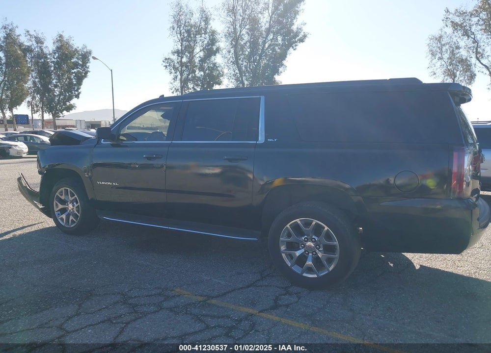 2018 GMC YUKON XL SLT VIN: 1GKS1GKC8JR300246