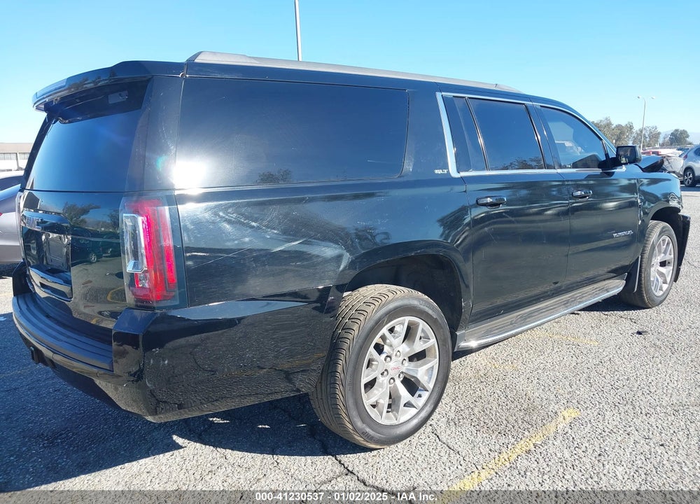 2018 GMC YUKON XL SLT VIN: 1GKS1GKC8JR300246