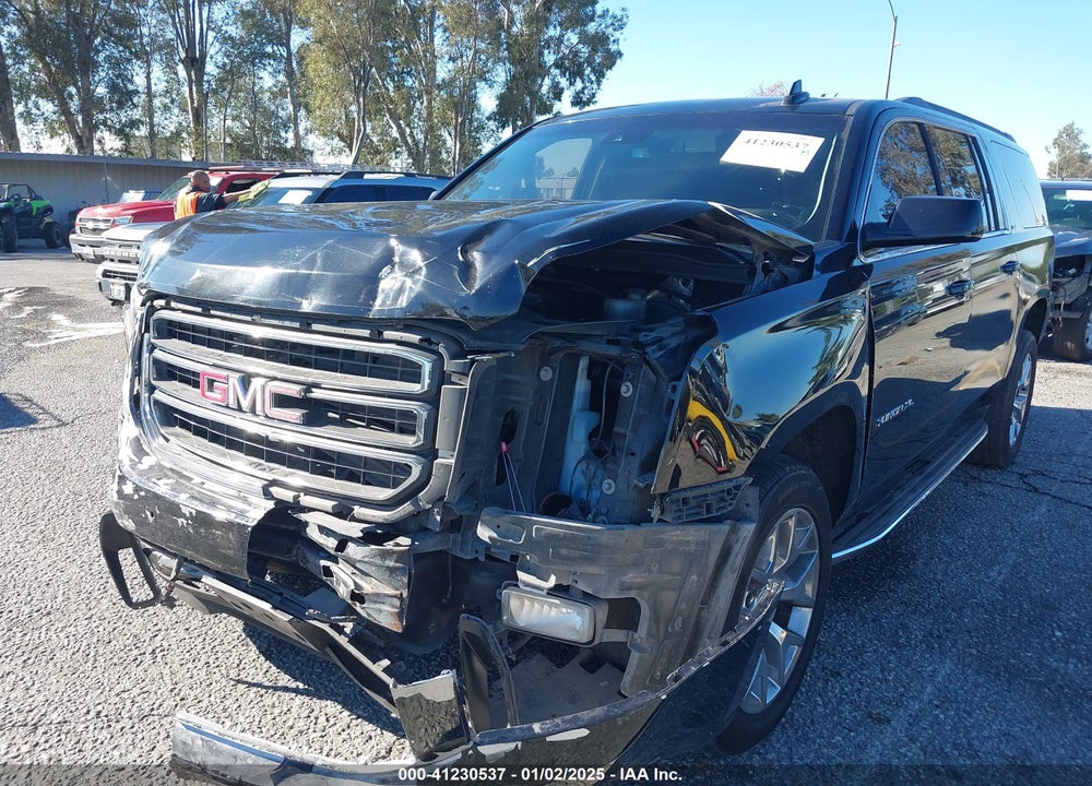 2018 GMC YUKON XL SLT VIN: 1GKS1GKC8JR300246
