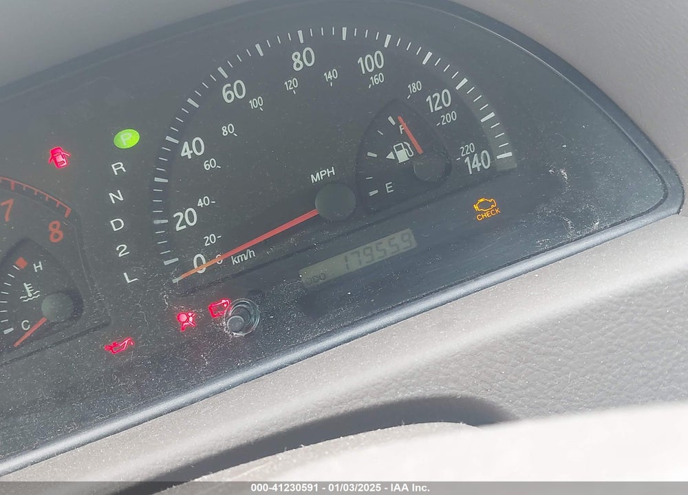 2004 TOYOTA CAMRY LE VIN: 4T1BE32K04U283830