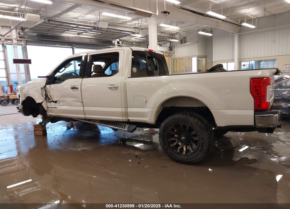 2017 FORD F-350 LARIAT VIN: 1FT8W3BT3HEB45168