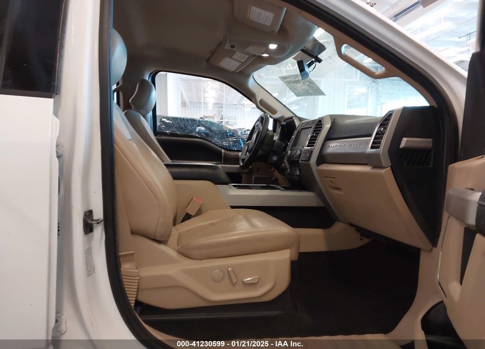 2017 FORD F-350 LARIAT VIN: 1FT8W3BT3HEB45168