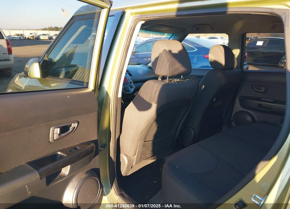 2011 KIA SOUL VIN: KNDJT2A20B7218652