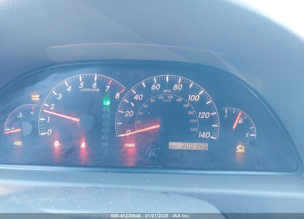 2005 TOYOTA CAMRY LE VIN: 4T1BE32K95U980351