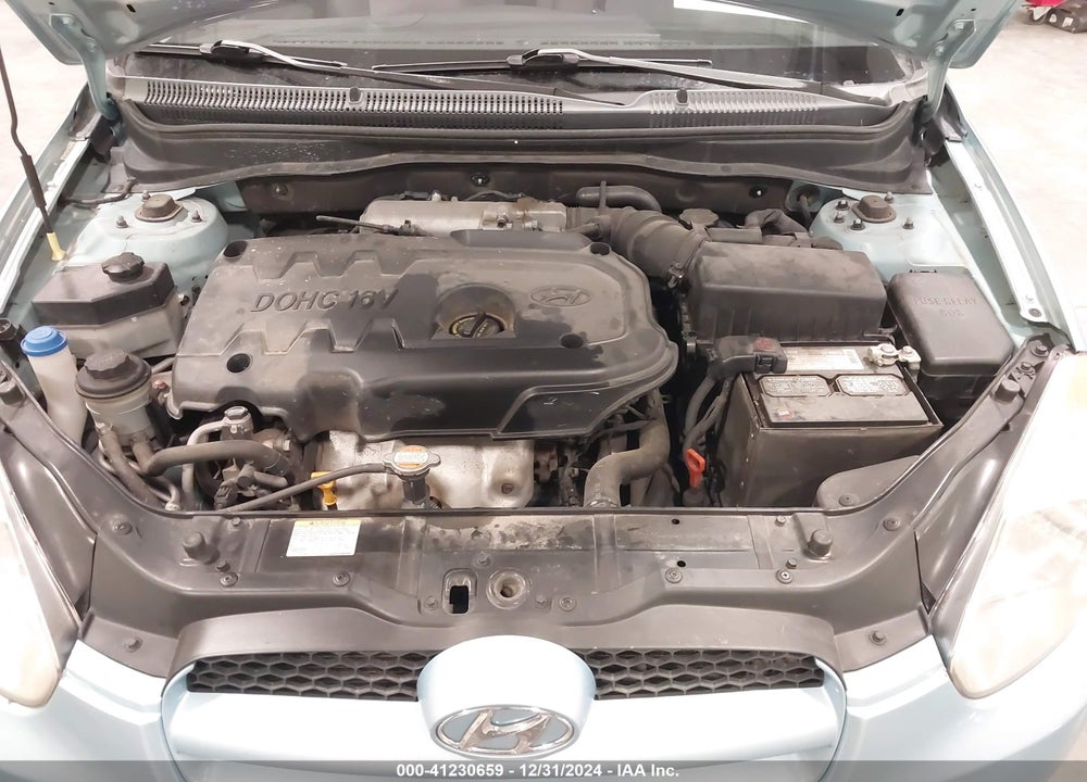 2008 HYUNDAI ACCENT GS VIN: KMHCM36C18U079909