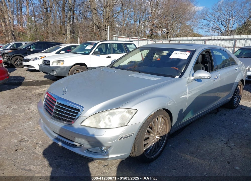 2007 MERCEDES-BENZ S 550 VIN: WDDNG71XX7A097675