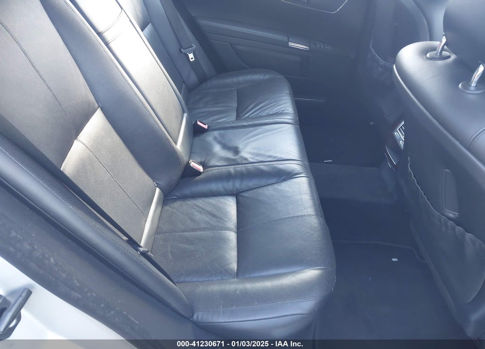 2007 MERCEDES-BENZ S 550 VIN: WDDNG71XX7A097675