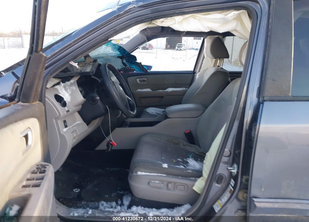 2015 HONDA PILOT EX VIN: 5FNYF3H49FB031235