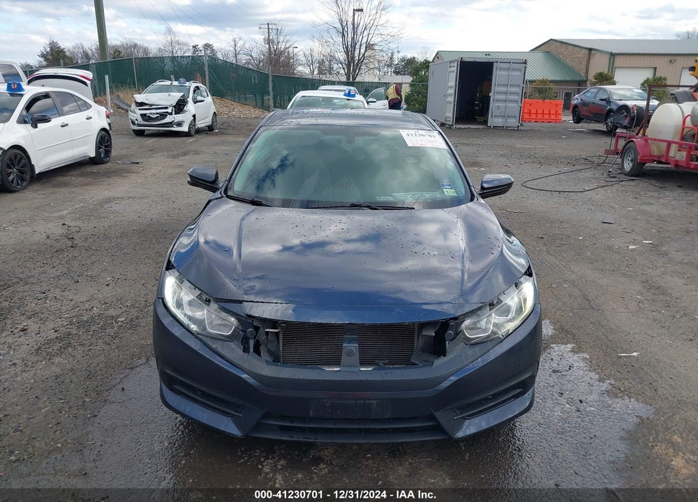 2018 HONDA CIVIC VIN: 2HGFC2F75JH610590