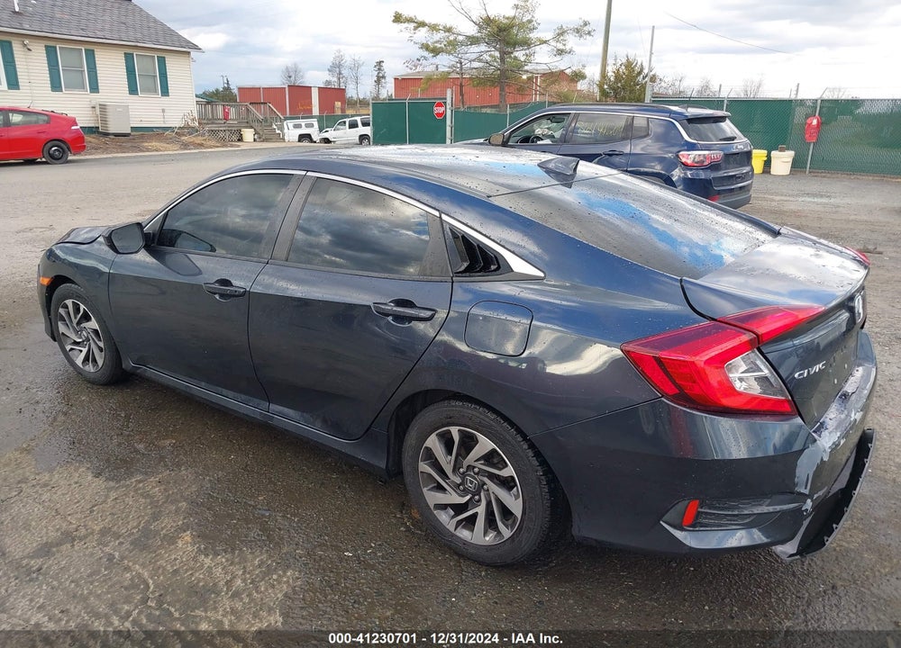 2018 HONDA CIVIC VIN: 2HGFC2F75JH610590