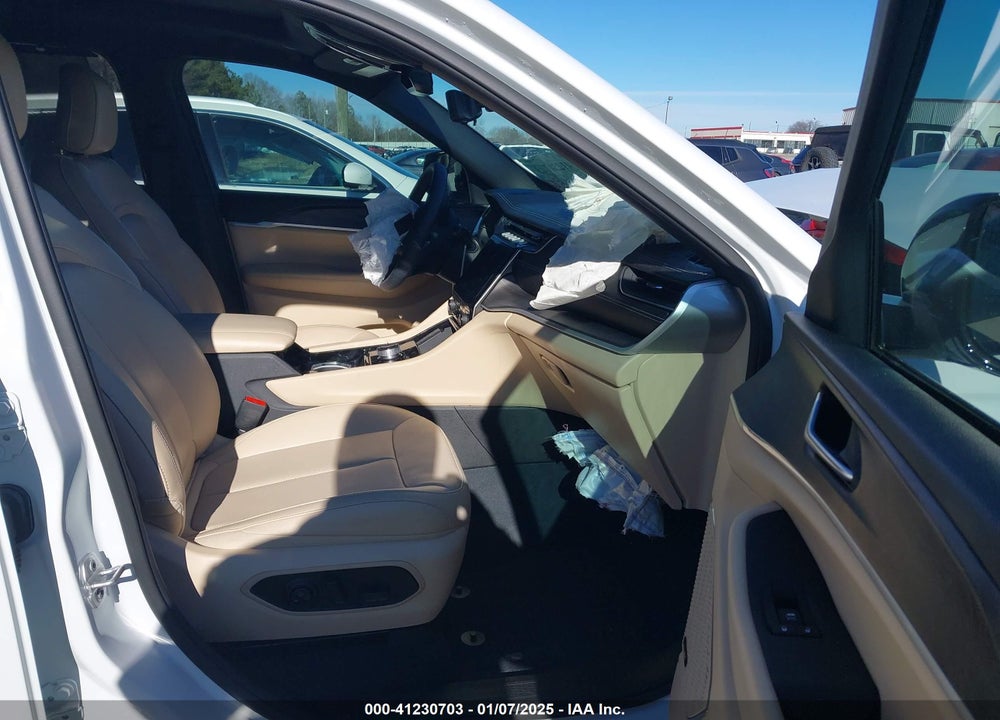 2023 JEEP GRAND CHEROKEE L LIMITED 4X4 VIN: 1C4RJKBG5P8825375