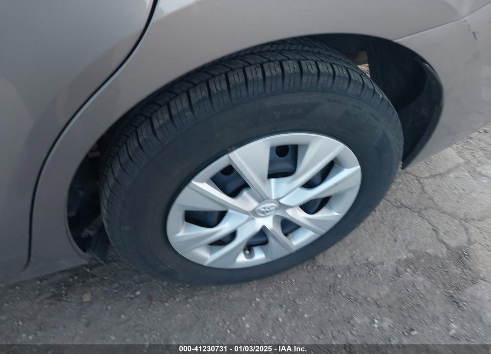 2014 TOYOTA COROLLA LE ECO VIN: 2T1BPRHE1EC127572