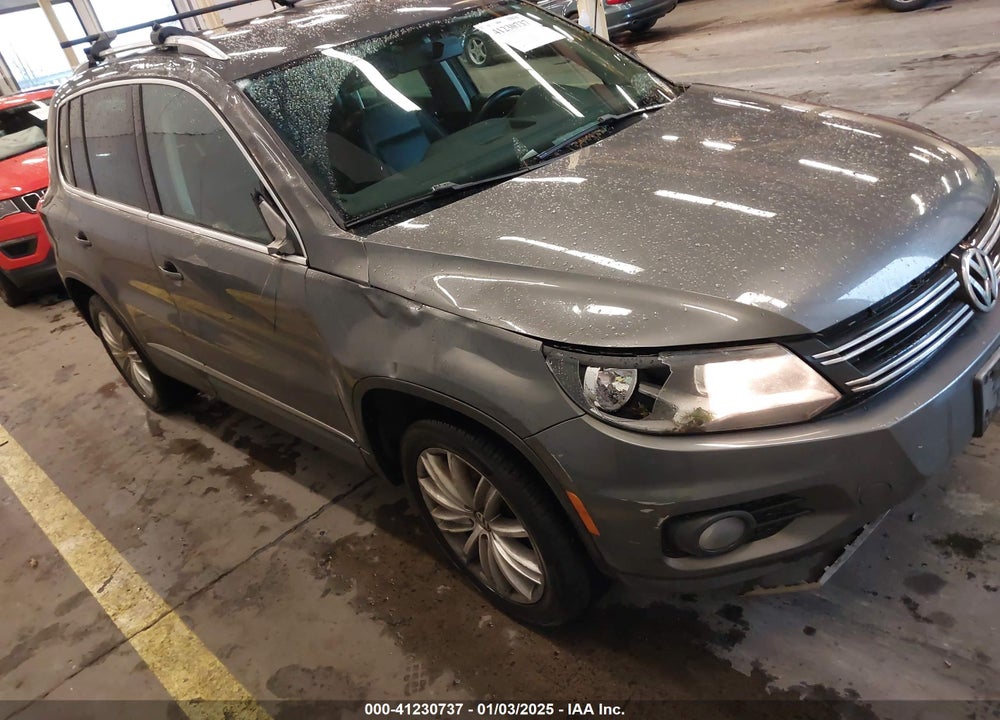 2012 VOLKSWAGEN TIGUAN SE VIN: WVGBV7AX6CW006106