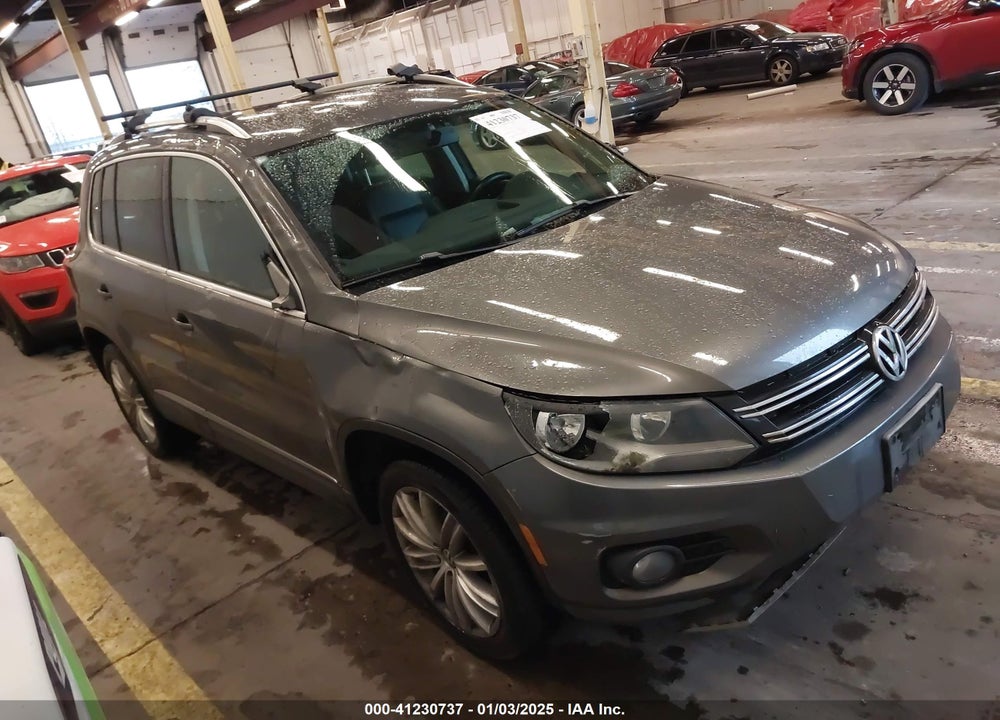 2012 VOLKSWAGEN TIGUAN SE VIN: WVGBV7AX6CW006106