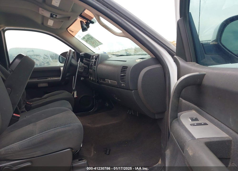 2008 GMC SIERRA 1500 SLE1 VIN: 2GTEC19J981293413