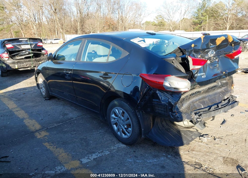 2017 HYUNDAI ELANTRA VIN: KMHD74LF1HU091851
