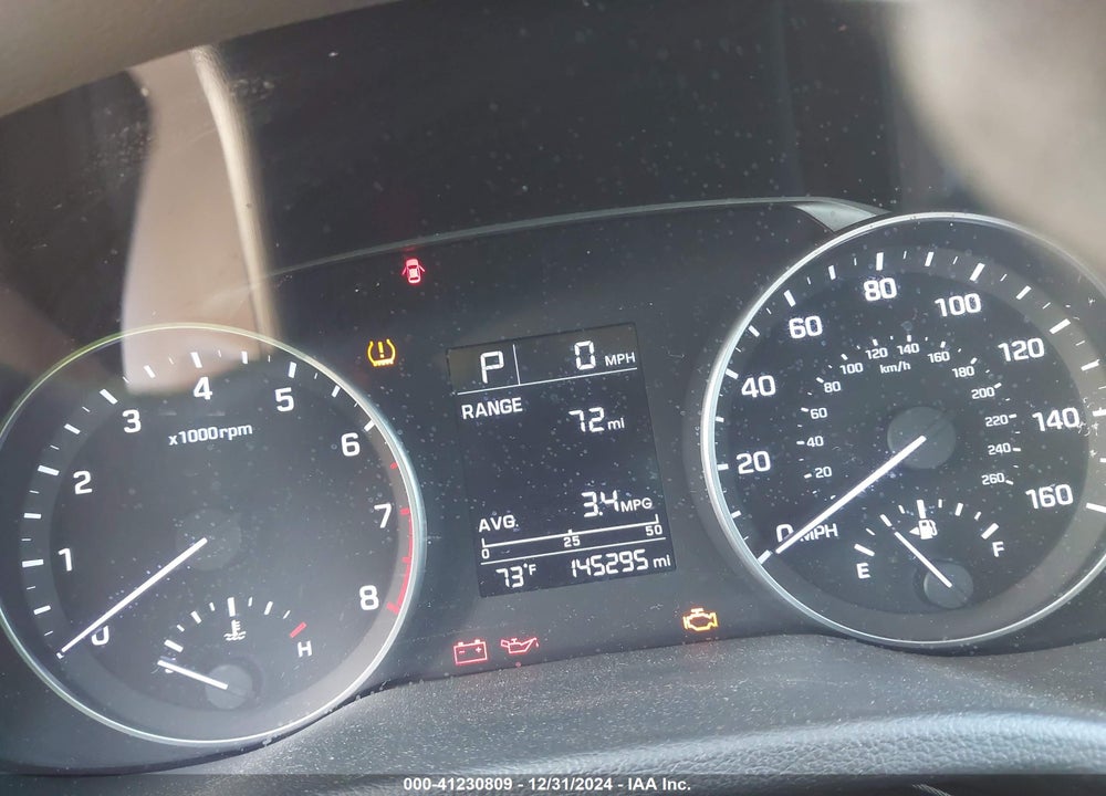 2017 HYUNDAI ELANTRA VIN: KMHD74LF1HU091851