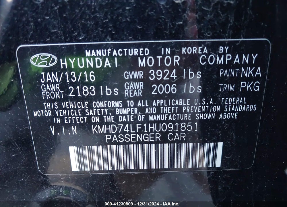 2017 HYUNDAI ELANTRA VIN: KMHD74LF1HU091851
