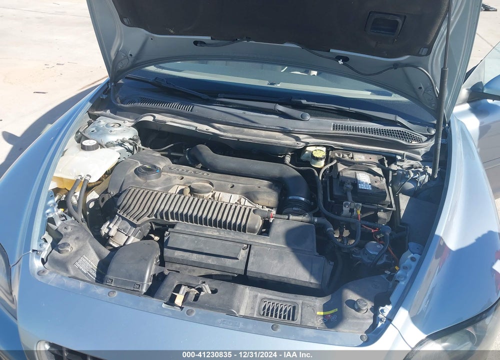 2007 VOLVO C70 VIN: YV1MC68257J026108
