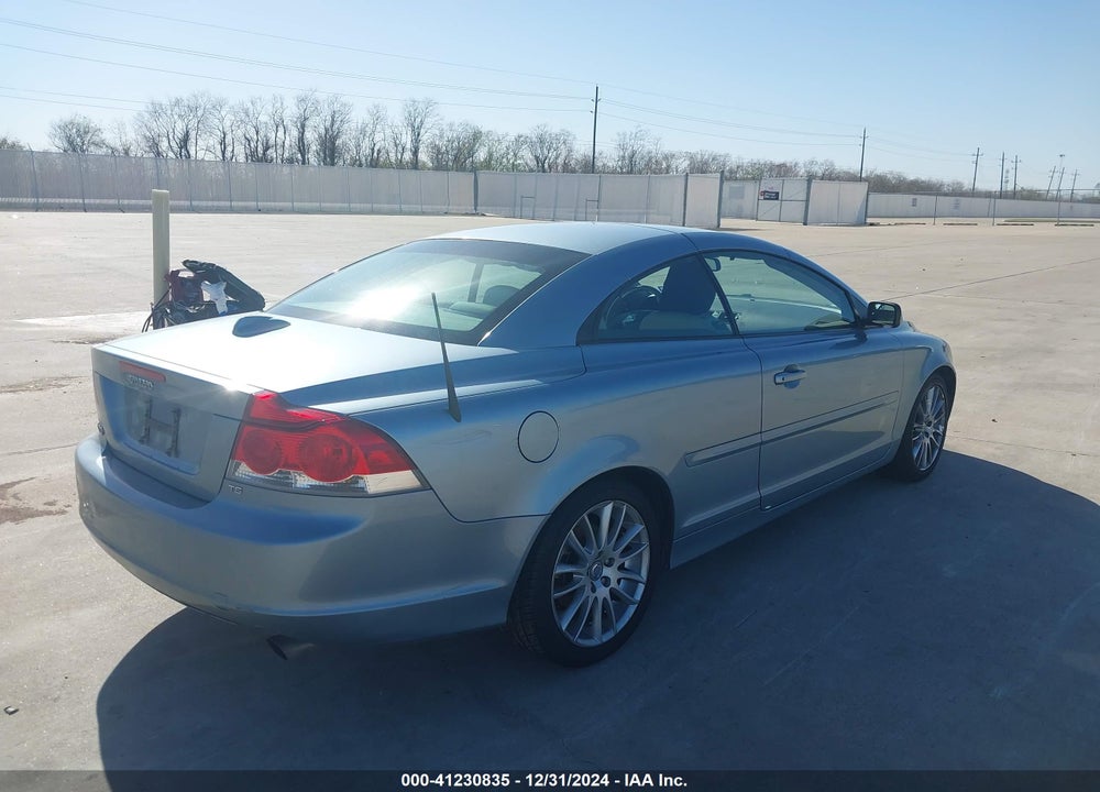 2007 VOLVO C70 VIN: YV1MC68257J026108
