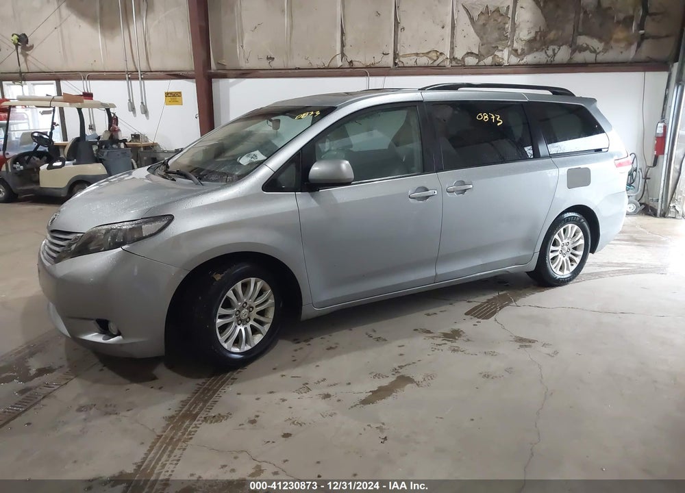 2011 TOYOTA SIENNA XLE V6 VIN: 5TDYK3DC8BS071790