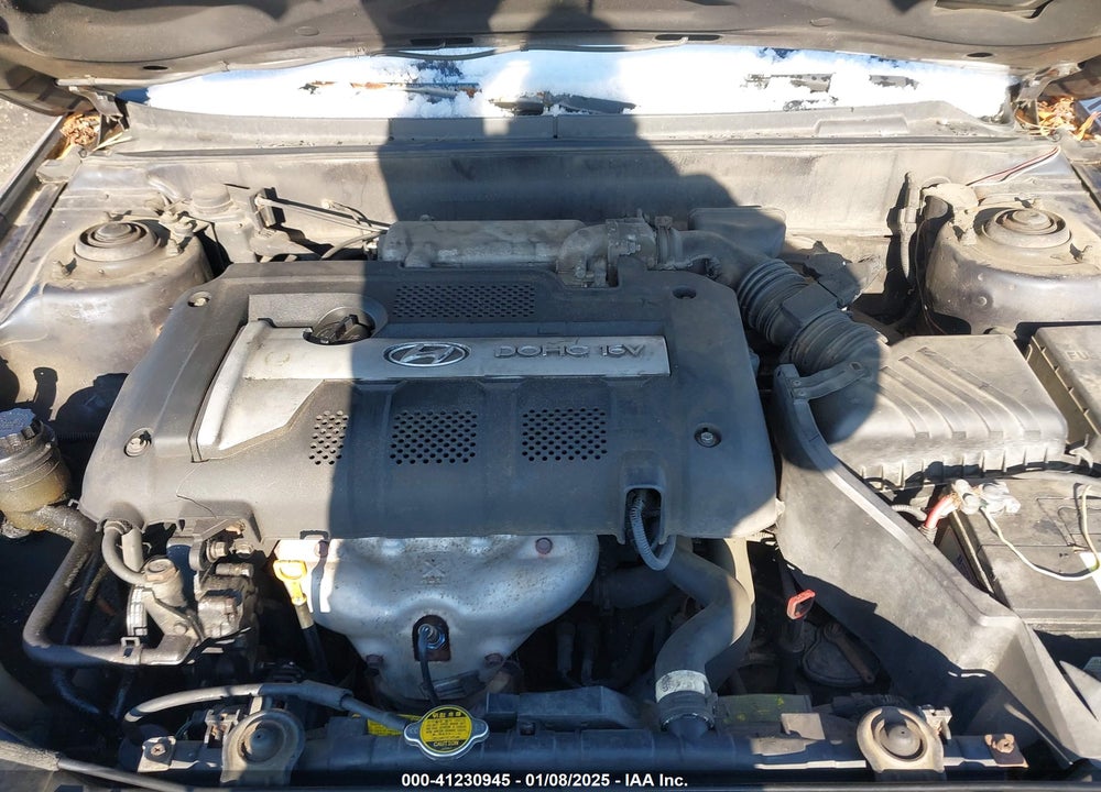 2004 HYUNDAI ELANTRA GLS/GT VIN: KMHDN46D04U825907