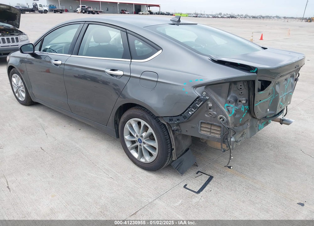 2020 FORD FUSION SE VIN: 3FA6P0HD0LR168292