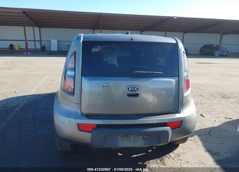 2010 KIA SOUL VIN: KNDJT2A23A7177402