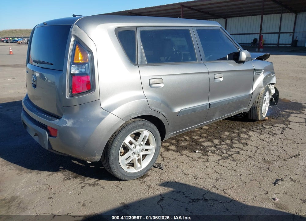 2010 KIA SOUL VIN: KNDJT2A23A7177402