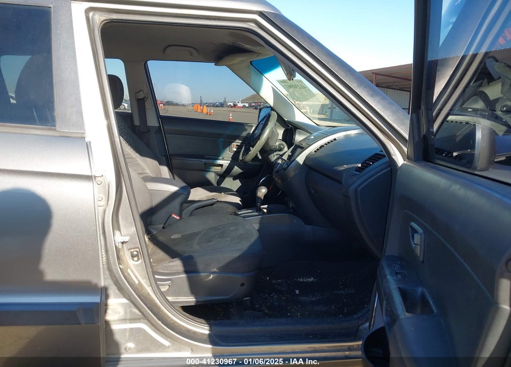 2010 KIA SOUL VIN: KNDJT2A23A7177402
