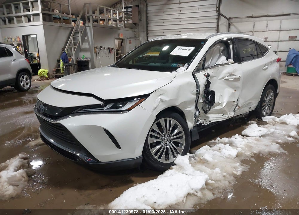 2022 TOYOTA VENZA LIMITED VIN: JTEAAAAH0NJ095894