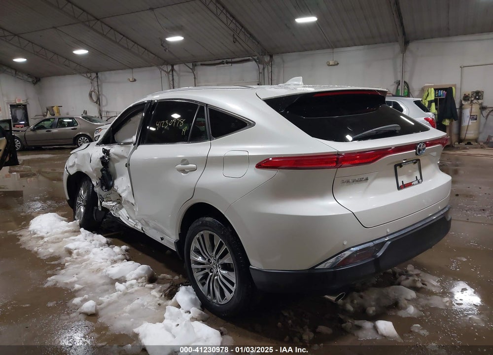 2022 TOYOTA VENZA LIMITED VIN: JTEAAAAH0NJ095894