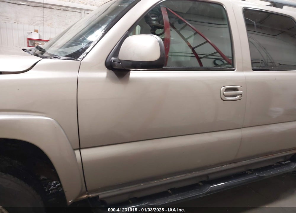 2002 CHEVROLET SUBURBAN 1500 Z71 VIN: 3GNFK16Z12G196925