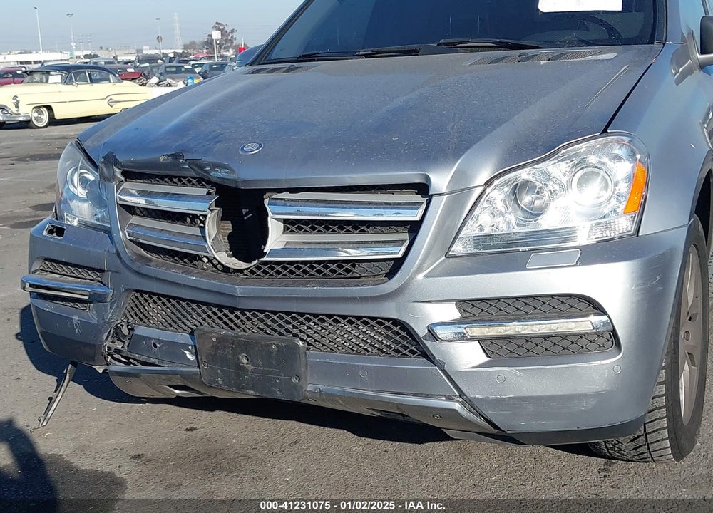 2011 MERCEDES-BENZ GL 450 4MATIC VIN: 4JGBF7BE7BA724530