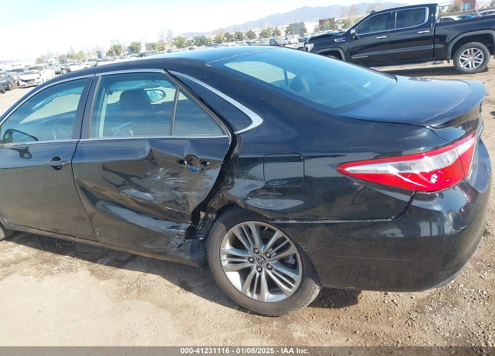 2015 TOYOTA CAMRY SE VIN: 4T1BF1FK9FU110452