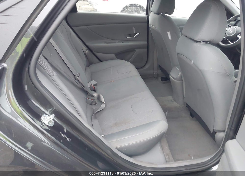 2021 HYUNDAI ELANTRA VIN: 5NPLL4AG2MH014479
