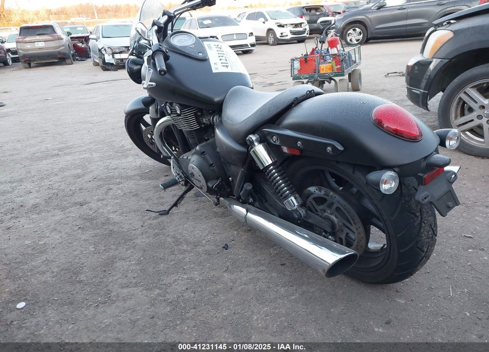 2011 TRIUMPH MOTORCYCLE THUNDERBIRD STORM VIN: SMTB02WF8BJ486085